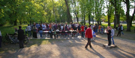 Medvehagyma Virágzásának Ünnepe (2010.04.25.)
